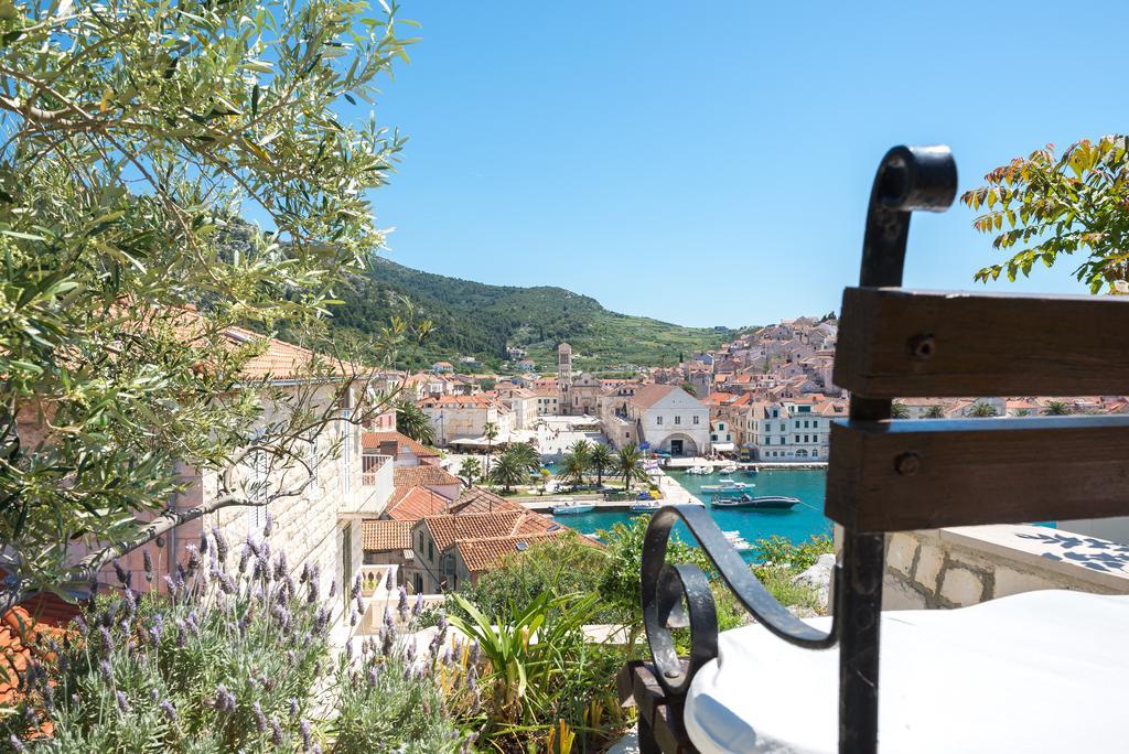 Apartments Olive Tree Hvar Town Eksteriør bilde