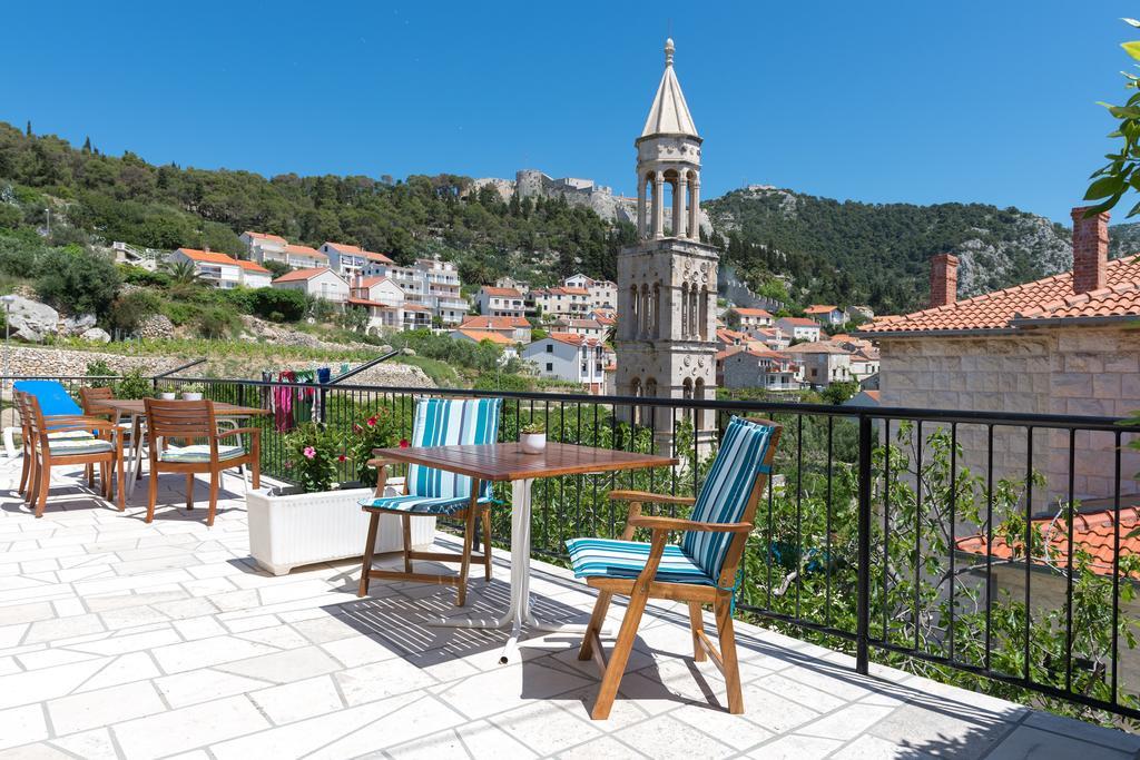 Apartments Olive Tree Hvar Town Eksteriør bilde