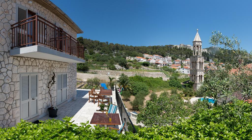 Apartments Olive Tree Hvar Town Eksteriør bilde