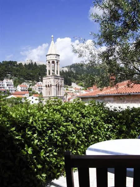 Apartments Olive Tree Hvar Town Eksteriør bilde